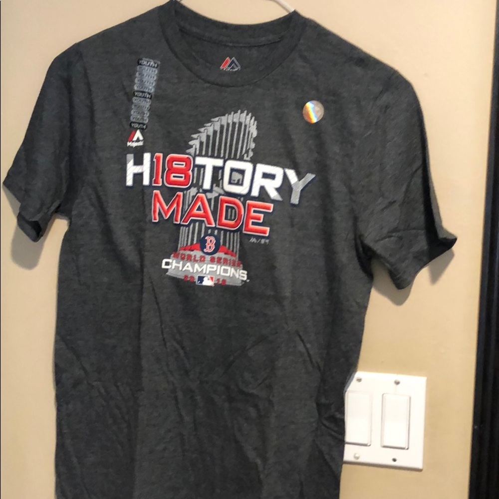 Sports tee